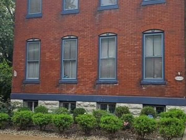1226 Victor Street, St Louis, MO 63104