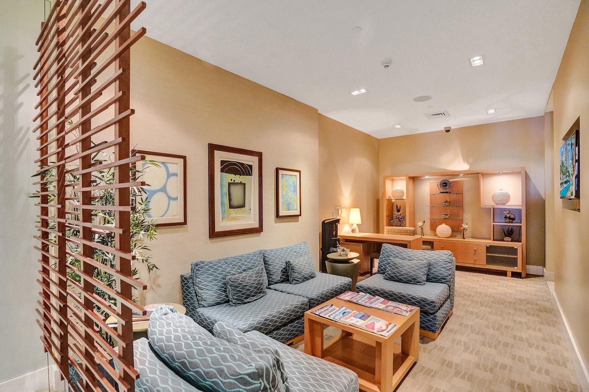 2831 N Ocean Boulevard, Unit 303N, Fort Lauderdale, FL 33308 Photo