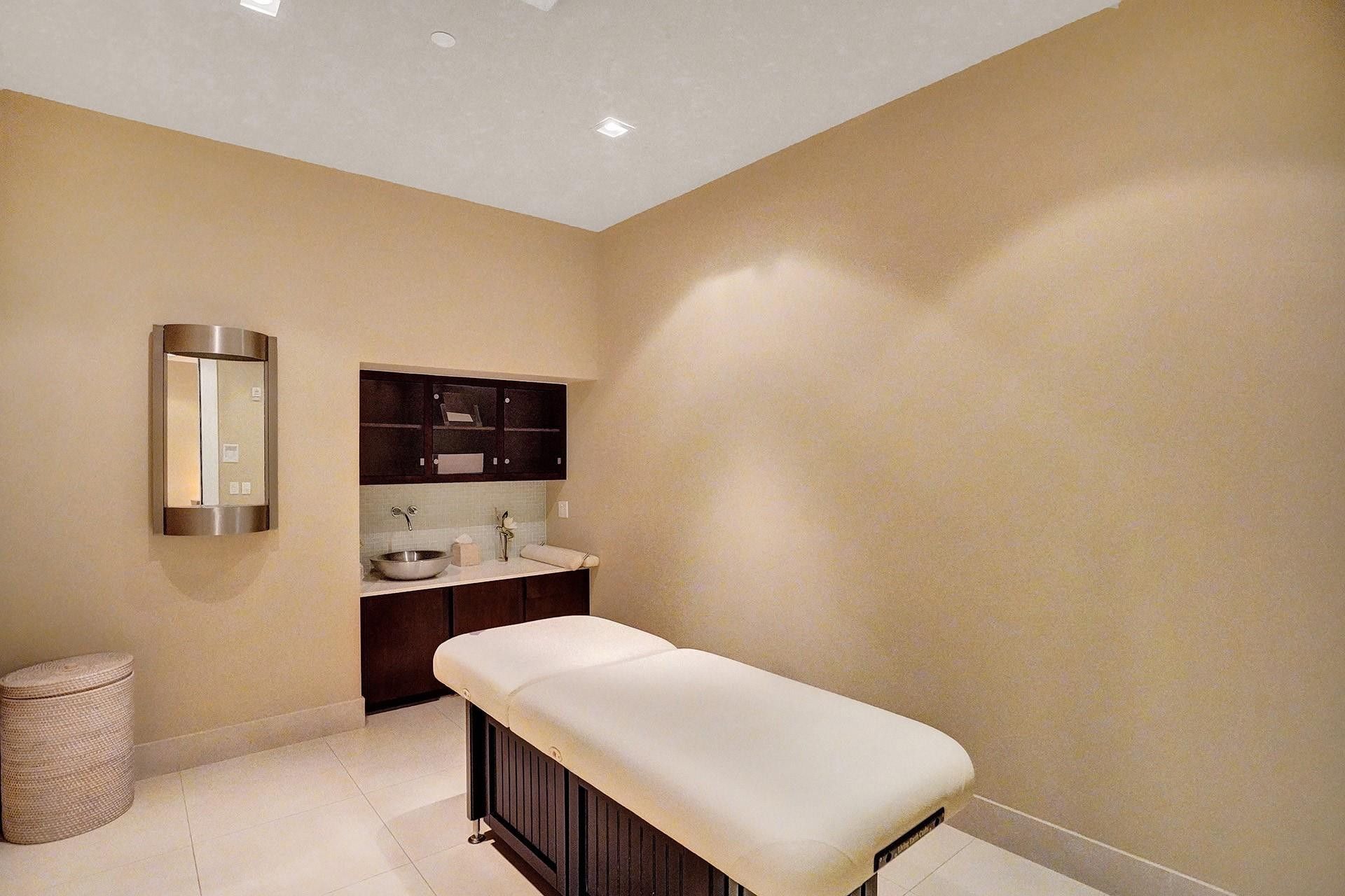 2831 N Ocean Boulevard, Unit 303N, Fort Lauderdale, FL 33308 Photo