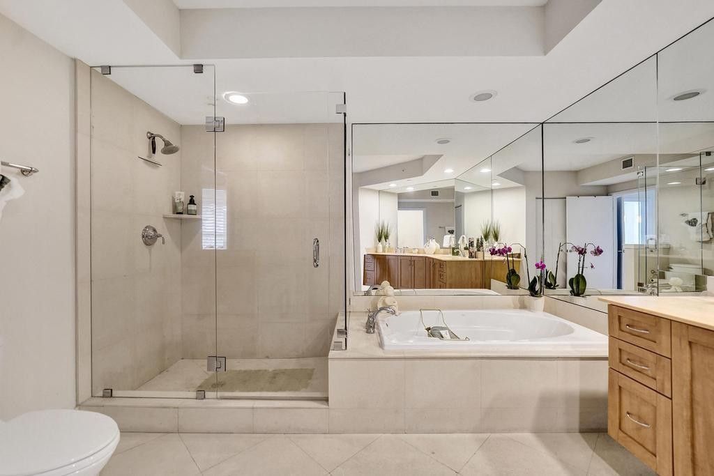 2831 N Ocean Blvd, Unit 303N, Fort Lauderdale, FL 33308 Photo