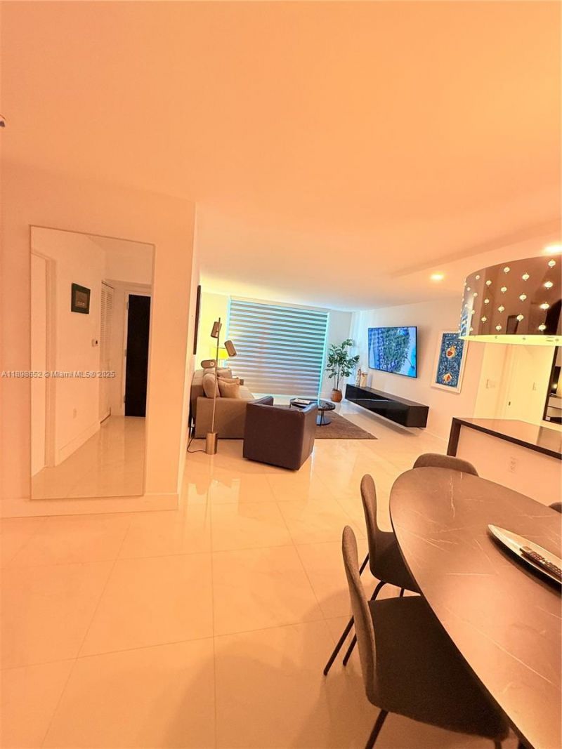 90 Alton Rd, Unit 909, Miami Beach, FL 33139 Photo