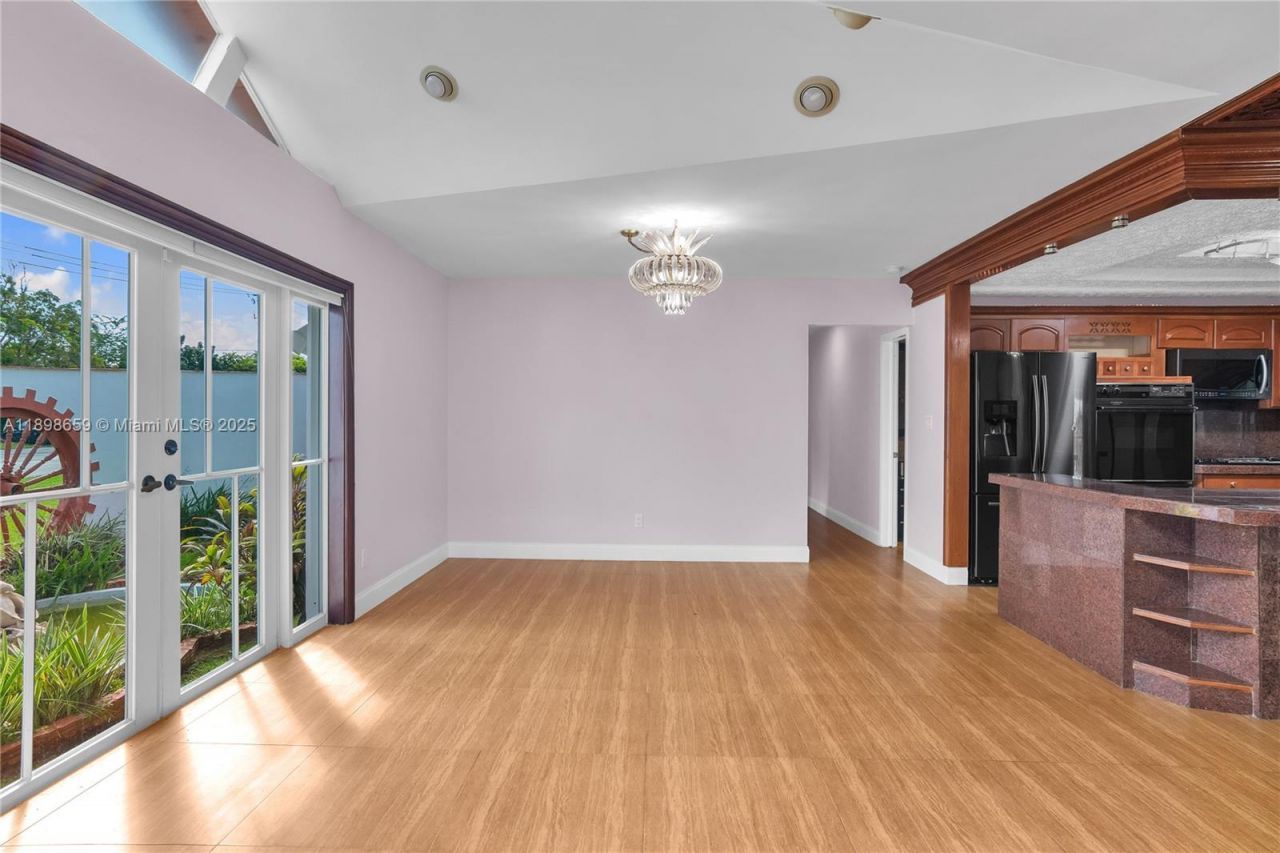 17320 SW 89th Ave, Palmetto Bay, FL 33157 Photo