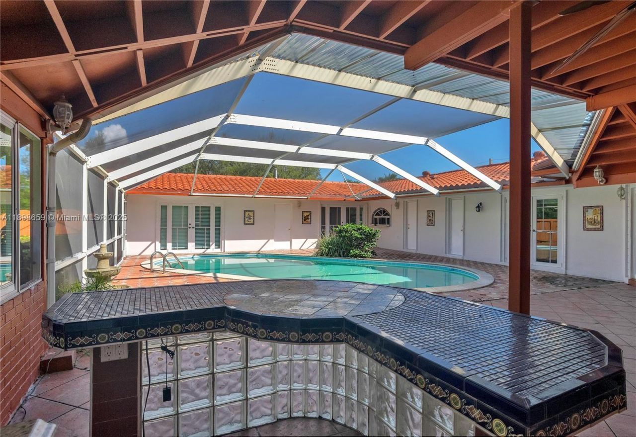 17320 SW 89th Ave, Palmetto Bay, FL 33157 Photo