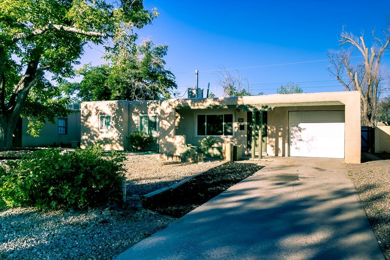 721 Palomas Drive Ne, Albuquerque, NM 87108 Main Photo