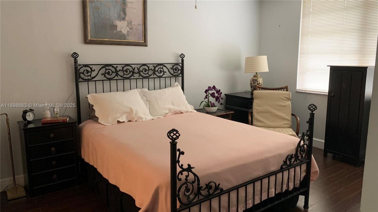 900 Colony Point Cir, Unit 305, Pembroke Pines, FL 33026 Photo