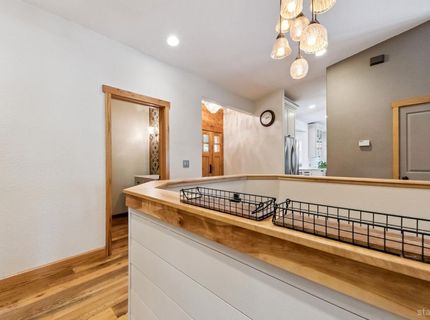 236 Uplands Way, South Lake Tahoe, CA 96150 Photo