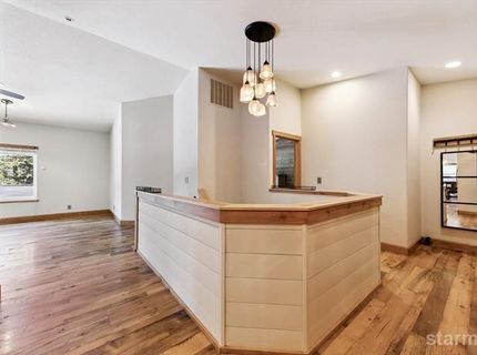 236 Uplands Way, South Lake Tahoe, CA 96150 Photo