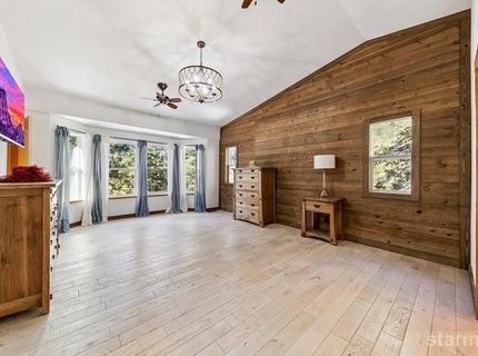 236 Uplands Way, South Lake Tahoe, CA 96150 Photo