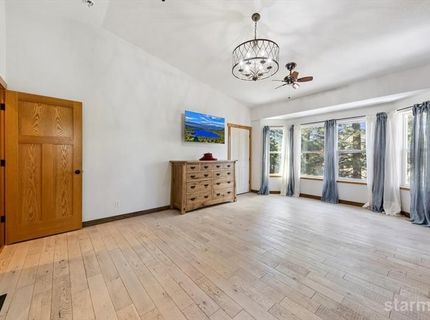 236 Uplands Way, South Lake Tahoe, CA 96150 Photo