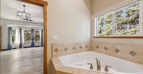 236 Uplands Way, South Lake Tahoe, CA 96150 Photo