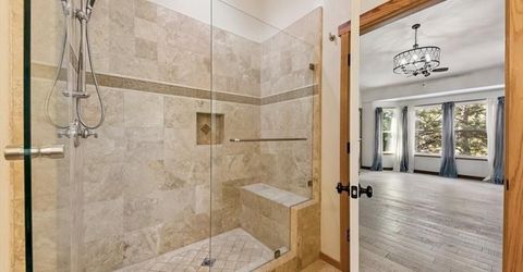 236 Uplands Way, South Lake Tahoe, CA 96150 Photo