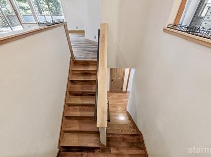 236 Uplands Way, South Lake Tahoe, CA 96150 Photo