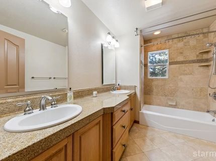 236 Uplands Way, South Lake Tahoe, CA 96150 Photo