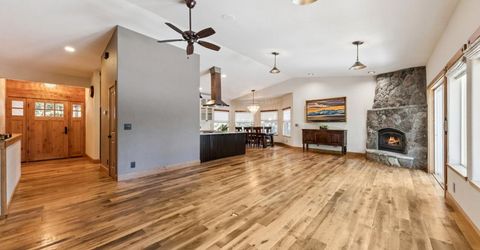 236 Uplands Way, South Lake Tahoe, CA 96150 Photo