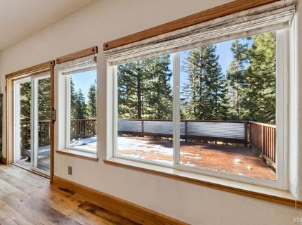 236 Uplands Way, South Lake Tahoe, CA 96150 Photo