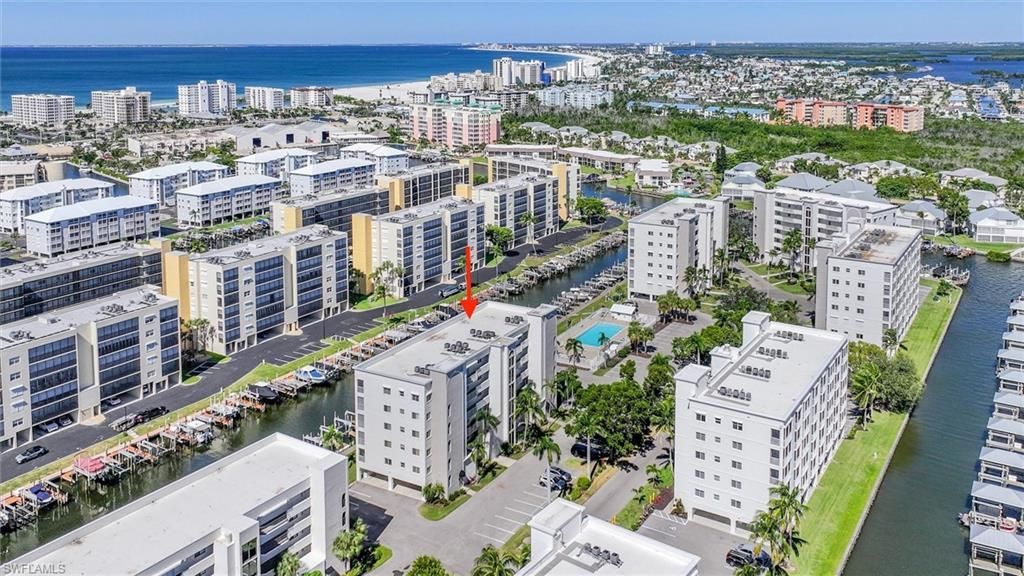 4361 Bay Beach Ln, Unit 424, Fort Myers Beach, FL 33931 Photo