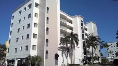 4361 Bay Beach Ln, Unit 424, Fort Myers Beach, FL 33931 Photo