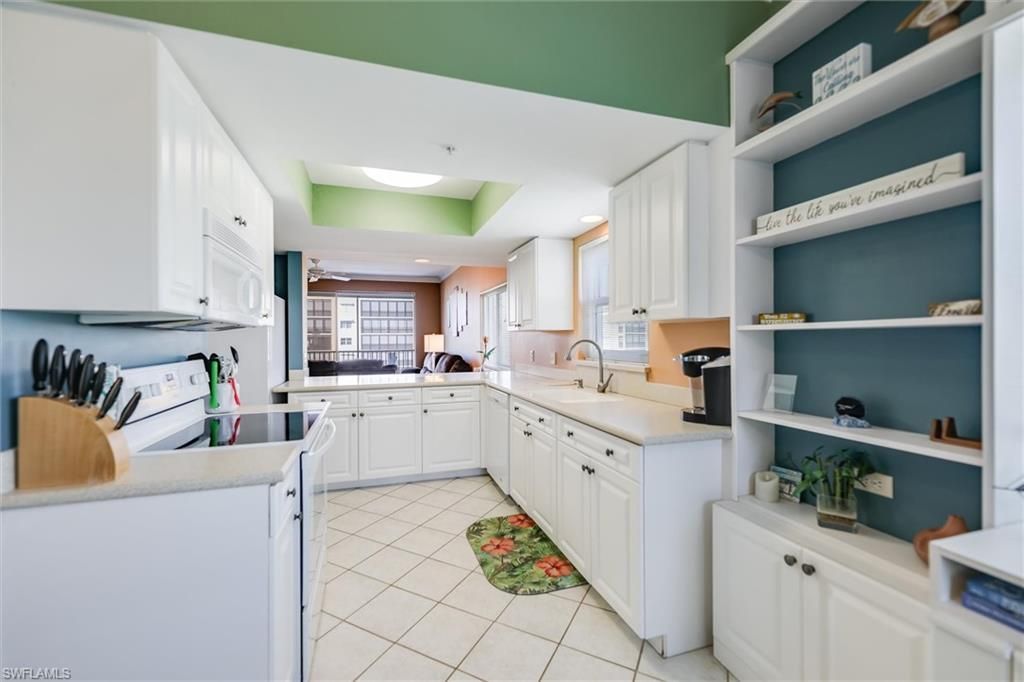 4361 Bay Beach Ln, Unit 424, Fort Myers Beach, FL 33931 Photo