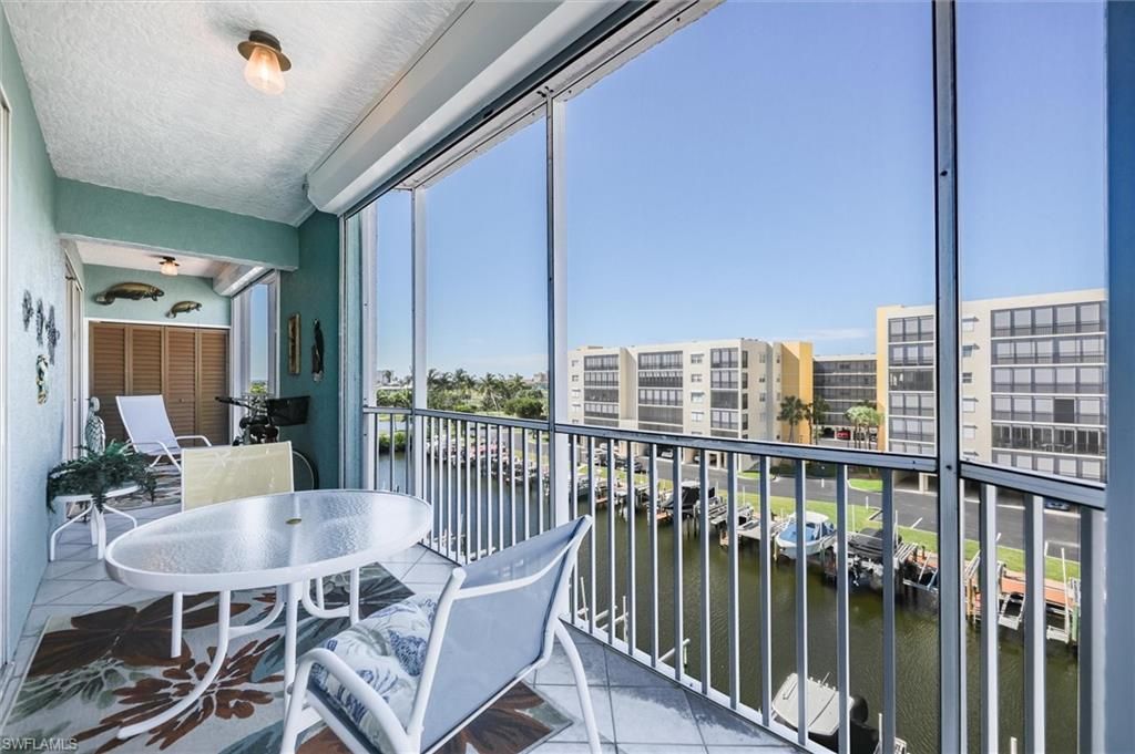 4361 Bay Beach Ln, Unit 424, Fort Myers Beach, FL 33931 Photo