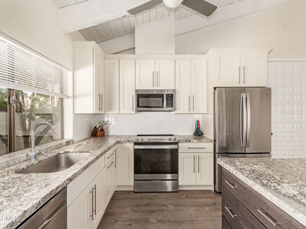 5522 N 71ST Street, Paradise Valley, AZ 85253