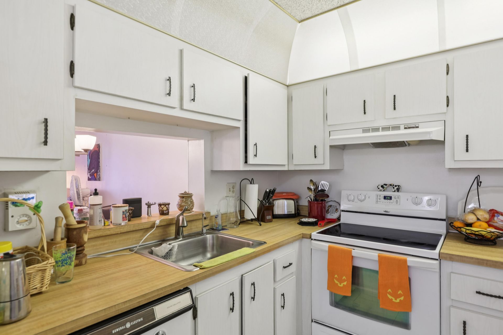 2860 Somerset Drive, Unit 307k, Lauderdale Lakes, FL 33311 Photo