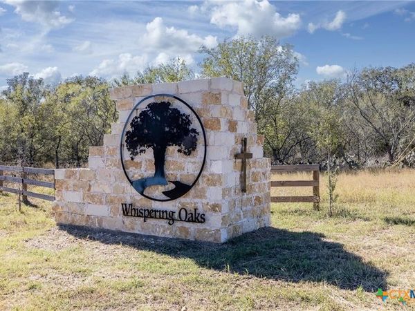 56 Post Oak Road Street, Gonzales, TX 78629