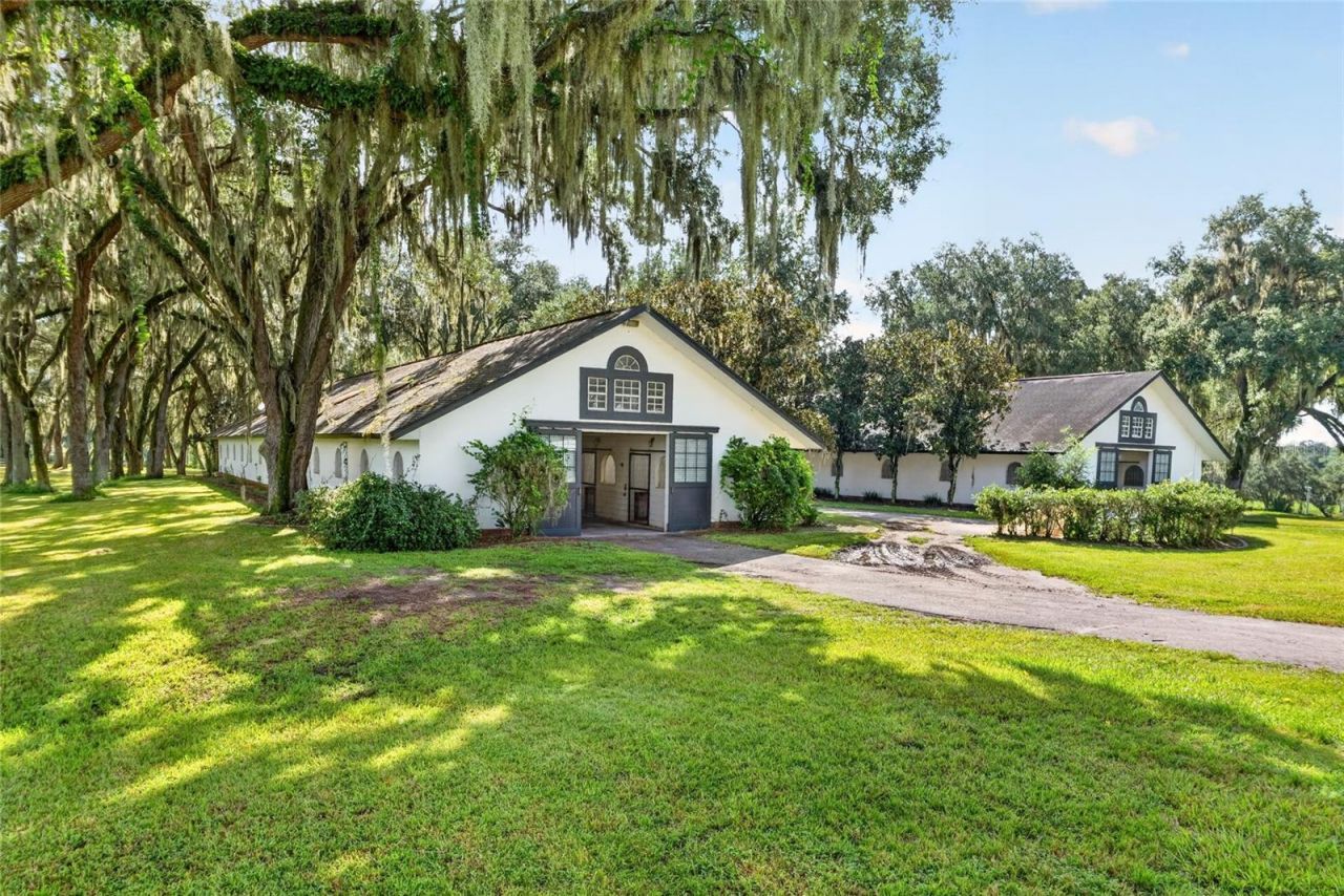 5540 SE 157TH STREET ROAD, SUMMERFIELD, FL 34491