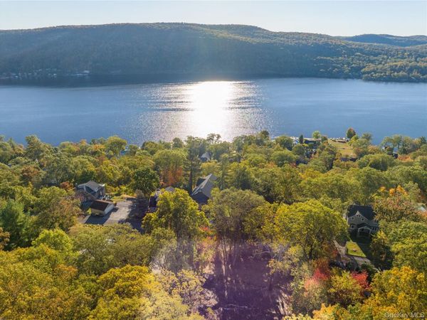 154 Brook Trail, Greenwood Lake, NY 10925