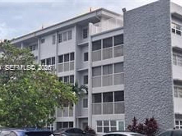 215 SE 3rd Ave, Unit 107A, Hallandale Beach, FL 33009