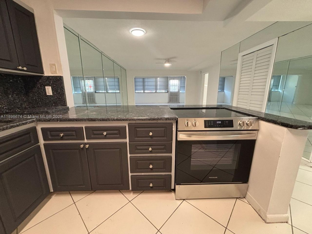 215 SE 3rd Ave, Unit 107A, Hallandale Beach, FL 33009 Photo