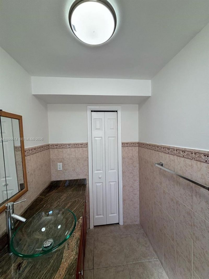 215 SE 3rd Ave, Unit 107A, Hallandale Beach, FL 33009 Photo