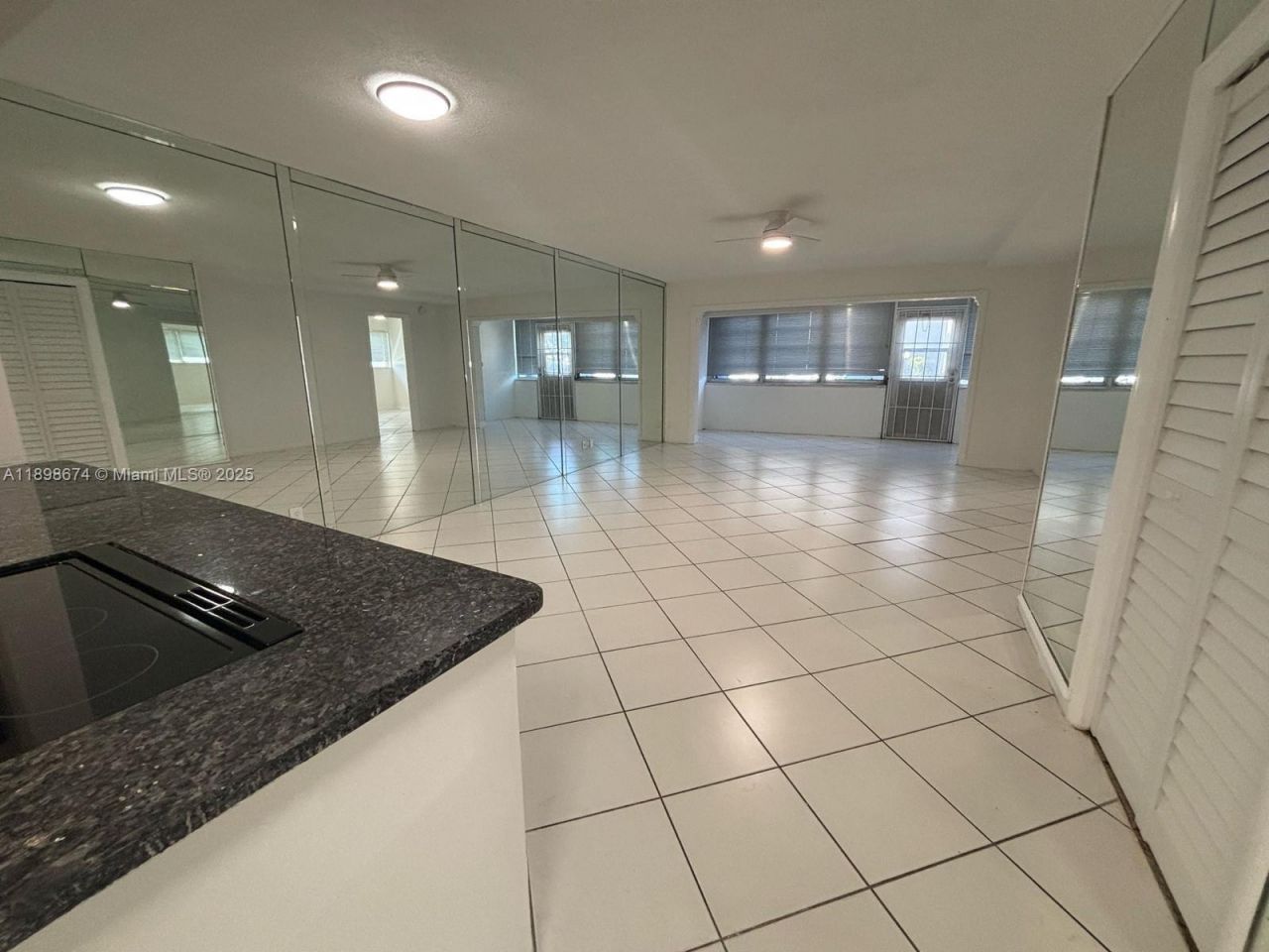 215 SE 3rd Ave, Unit 107A, Hallandale Beach, FL 33009 Photo