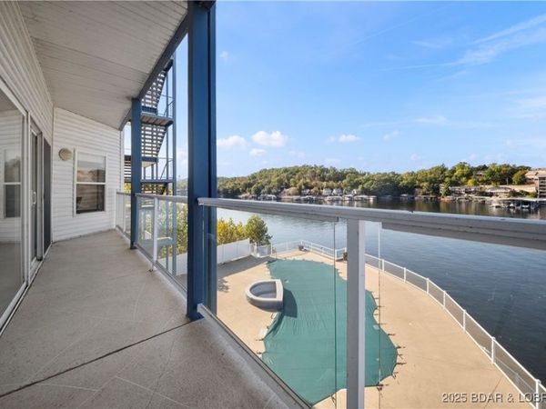 183 Upper Monarch Cove Drive, Unit 3A, Lake Ozark, MO 65049