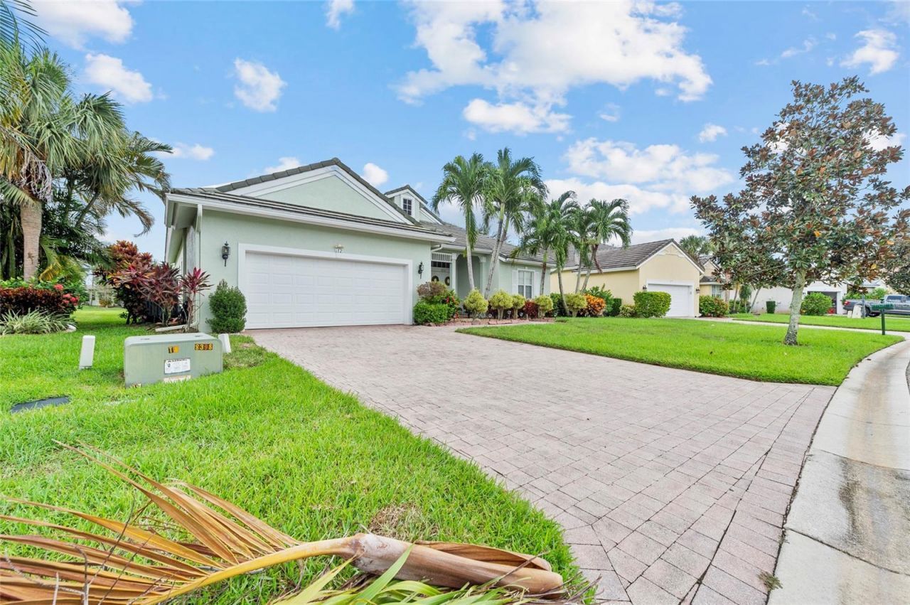 172 NW Magnolia Lakes Boulevard, Port Saint Lucie, FL 34952 Photo