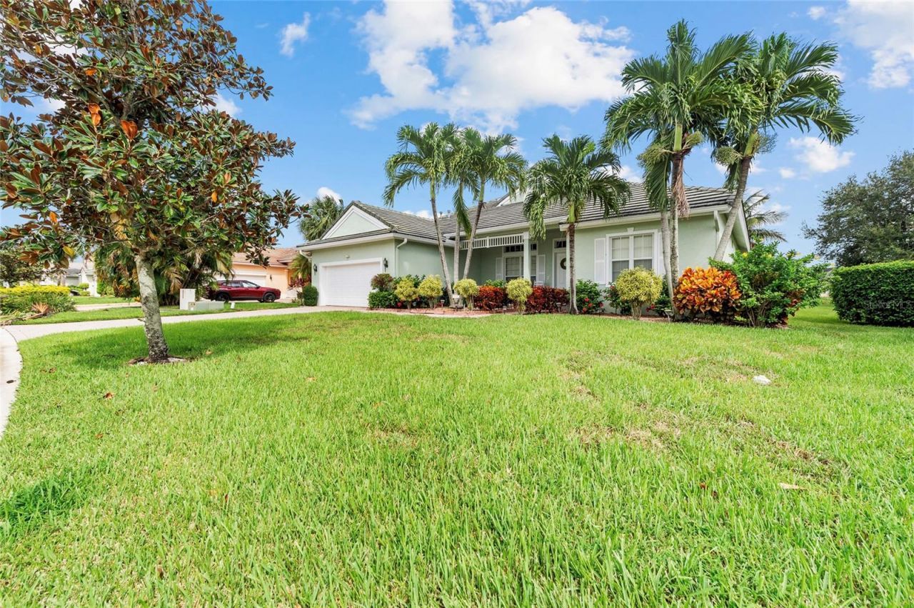 172 NW Magnolia Lakes Boulevard, Port Saint Lucie, FL 34952 Photo