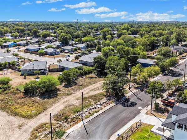 318 41st, San Antonio, TX 78237