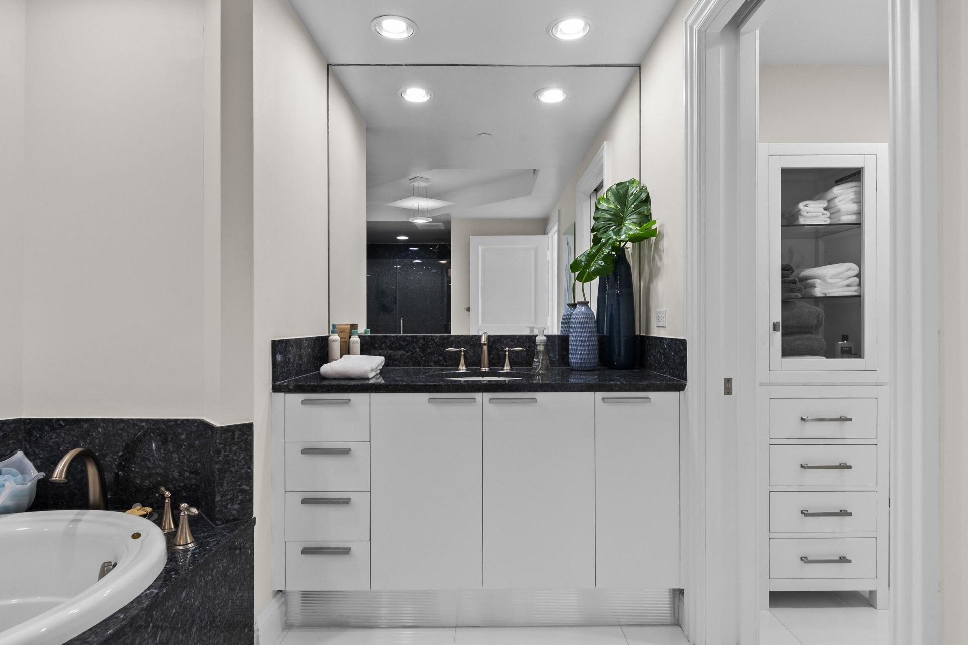 3800 N Ocean Drive, Unit 653, Singer Island, FL 33404 Photo