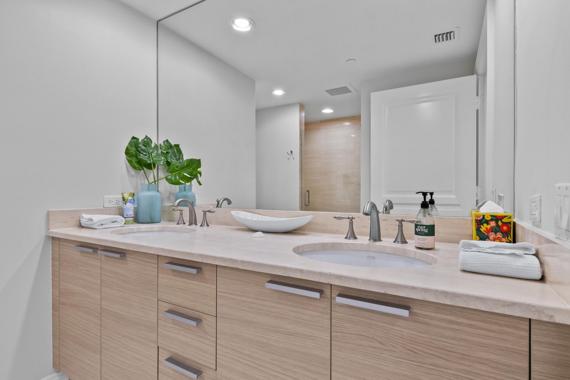 3800 N Ocean Drive, Unit 653, Singer Island, FL 33404 Photo