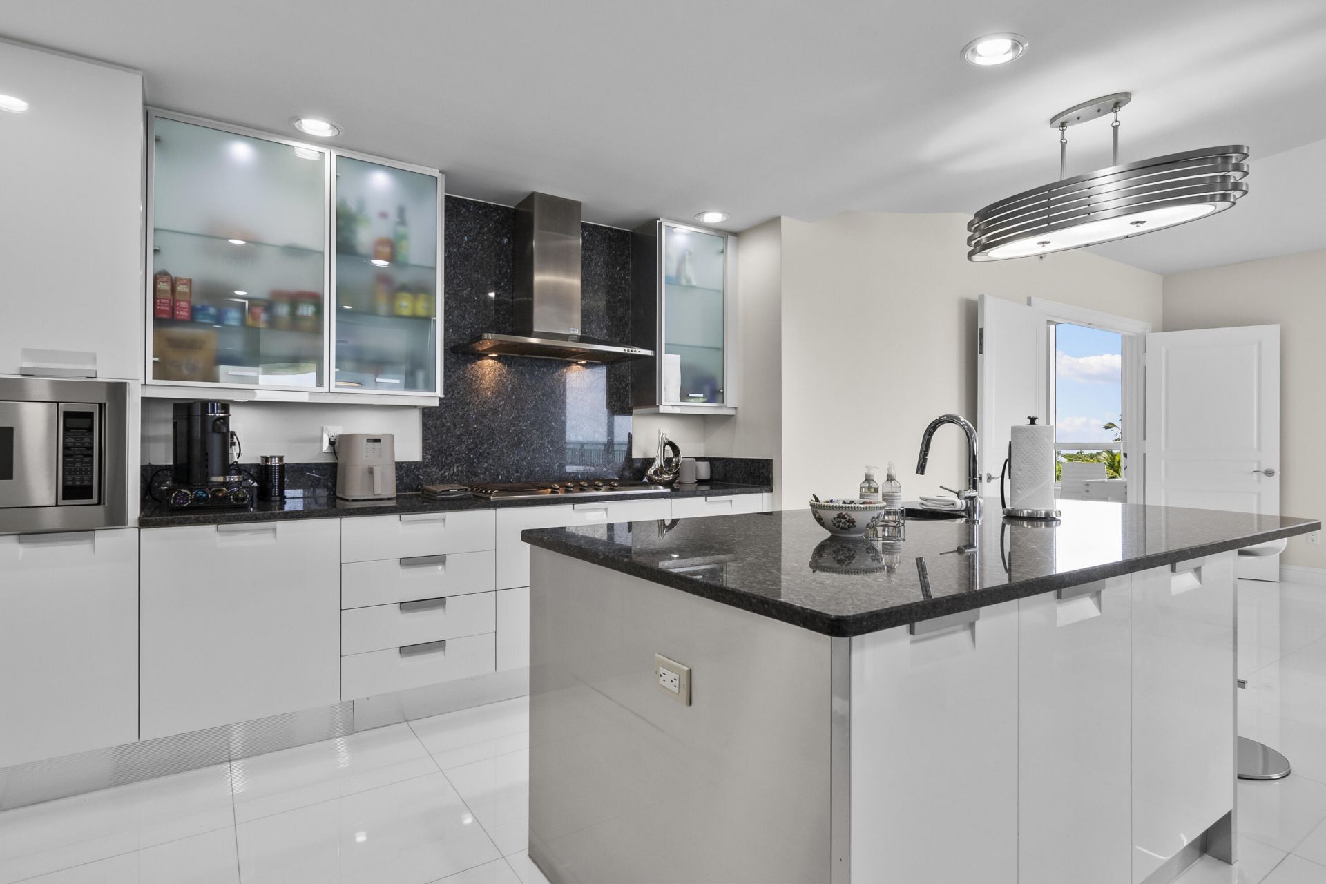 3800 N Ocean Drive, Unit 653, Singer Island, FL 33404 Photo