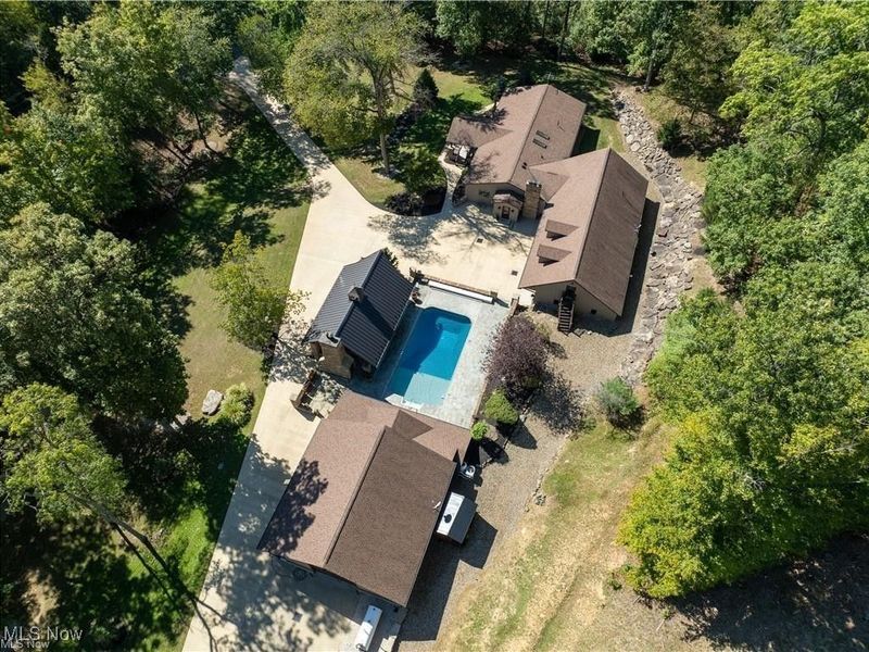 4133 Lace Road NW, Malvern, OH 44644 Photo 4