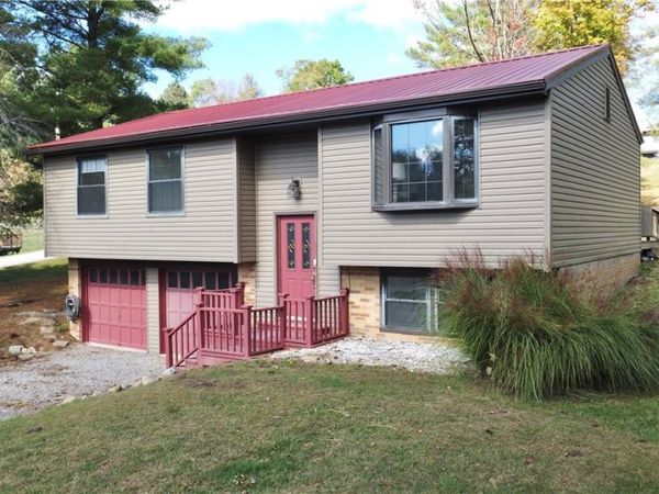 46871 E Almar Lane, St Clairsville, OH 43950