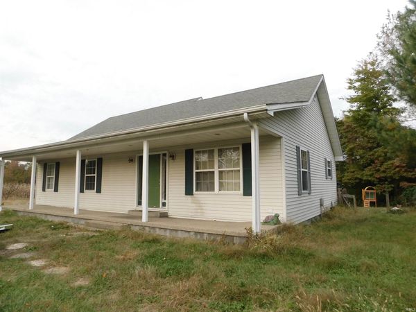 5418 E Mann Road, Pekin, IN 47165