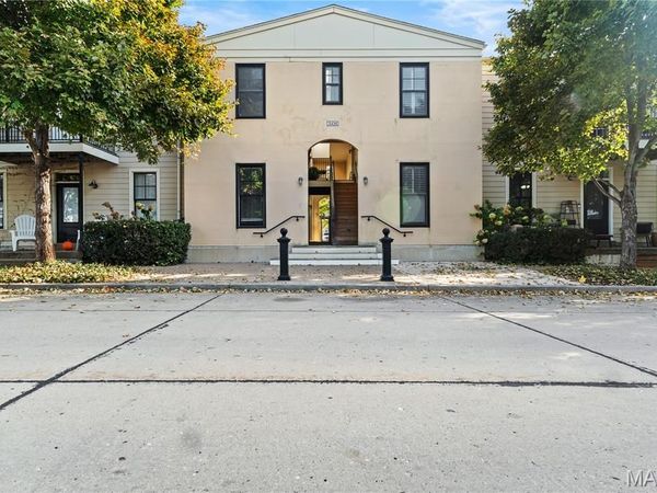 3416 Hiram Street, Unit B2, St Charles, MO 63301
