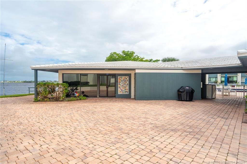 175 SE Saint Lucie Boulevard, Unit A106, Stuart, FL 34996 Photo