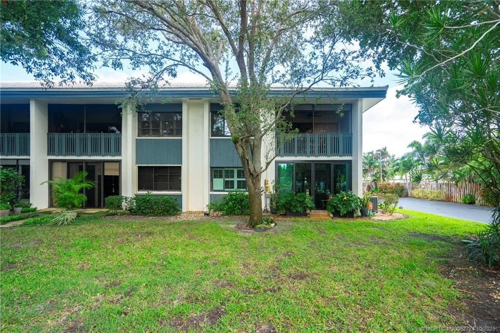 175 SE Saint Lucie Boulevard, Unit A106, Stuart, FL 34996 Photo