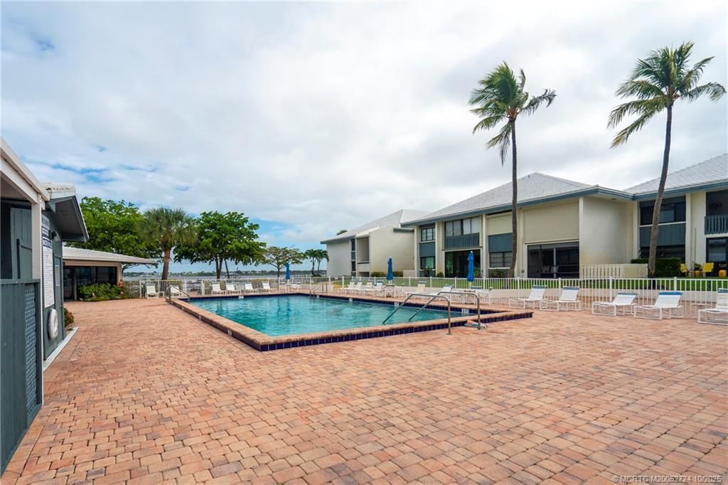 175 SE Saint Lucie Boulevard, Unit A106, Stuart, FL 34996 Photo