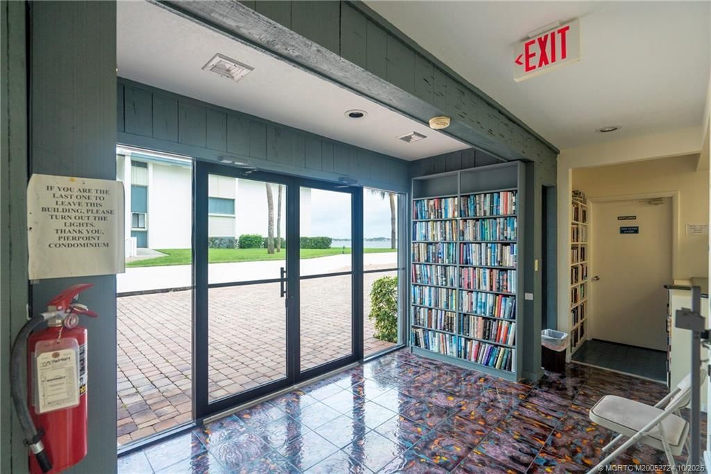 175 SE Saint Lucie Boulevard, Unit A106, Stuart, FL 34996 Photo