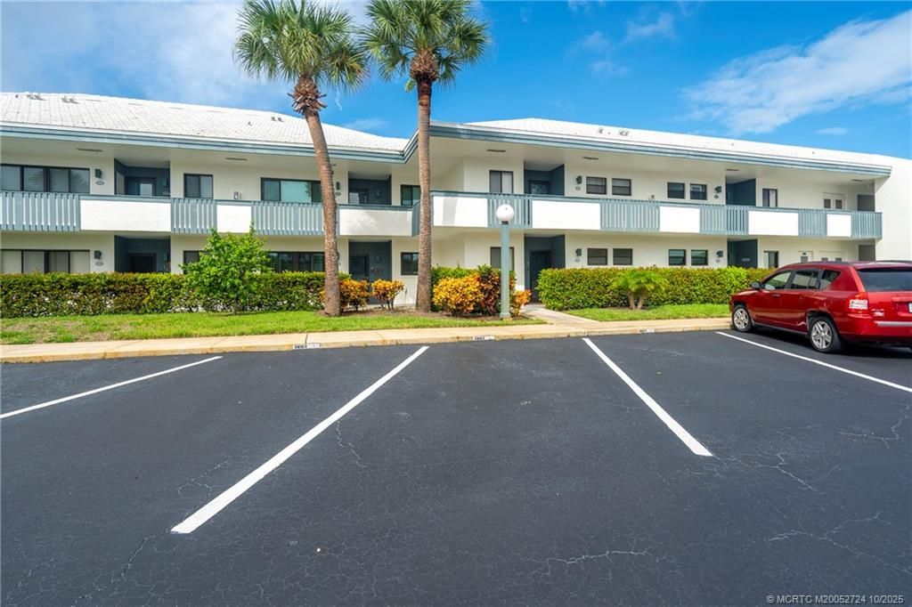 175 SE Saint Lucie Boulevard, Unit A106, Stuart, FL 34996 Photo