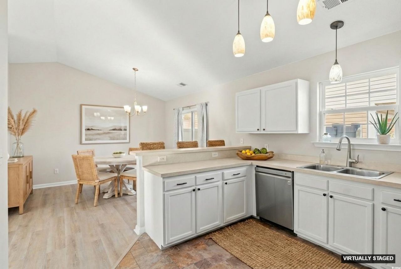 1077 Stoney Falls Blvd. Photo 10