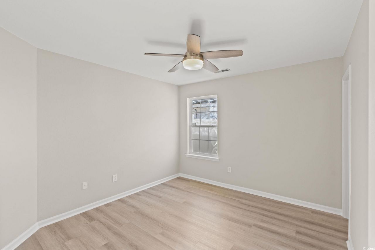 1077 Stoney Falls Blvd. Photo 13